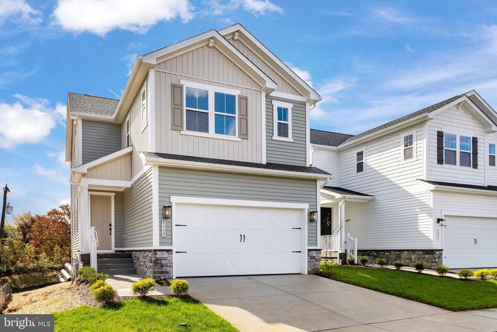 5739 HOWARD DR, Glen Burnie, MD 21060