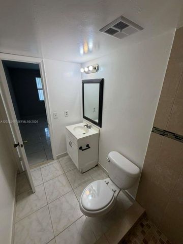 6660 W 26th Ct 23-17, Hialeah, FL 33016