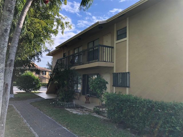 6660 W 26th Ct 23-17, Hialeah, FL 33016