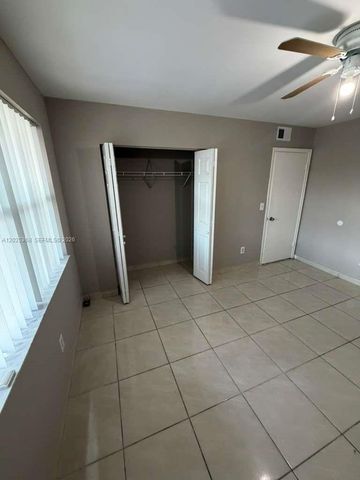 6660 W 26th Ct 23-17, Hialeah, FL 33016
