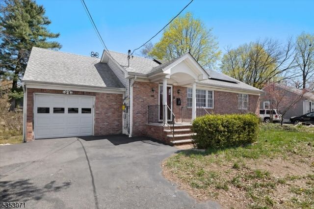 35 E Ridgewood Ave, Paramus Boro, NJ 07652