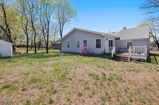 35 E Ridgewood Ave, Paramus Boro, NJ 07652
