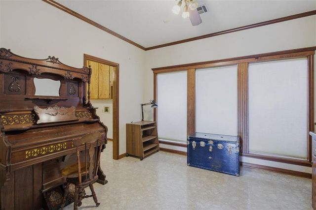 917 W LaGrange Street, Lake Charles, LA 70605
