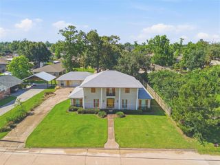 917 W LaGrange Street, Lake Charles, LA 70605