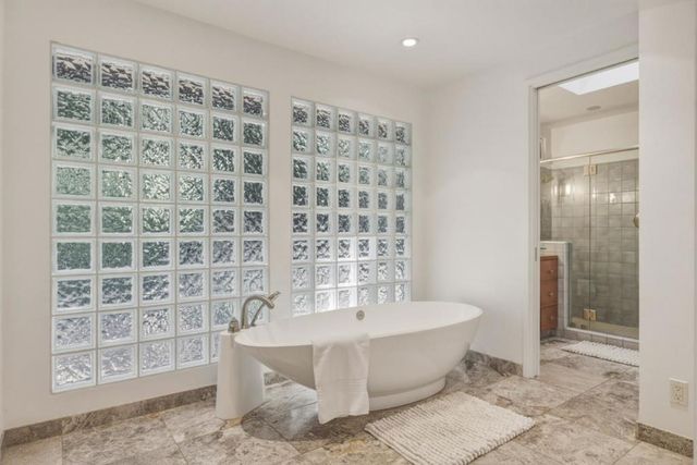 4 Paso Del Rio, Carmel Valley, CA 93924