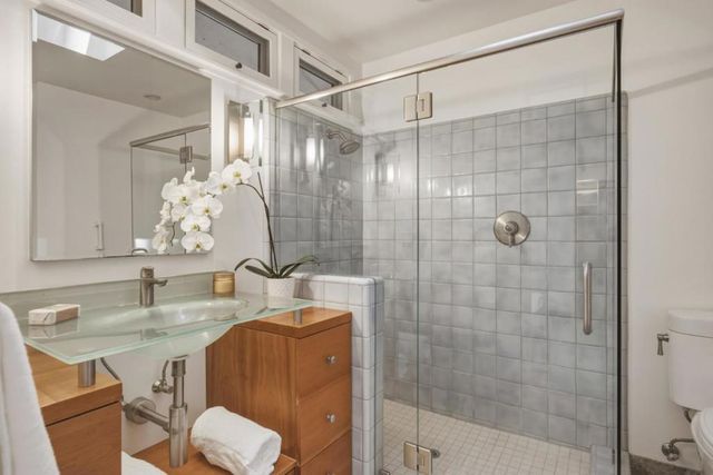 4 Paso Del Rio, Carmel Valley, CA 93924