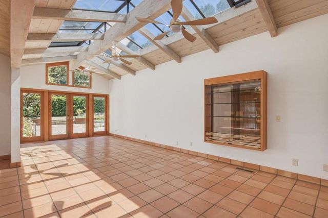 4 Paso Del Rio, Carmel Valley, CA 93924