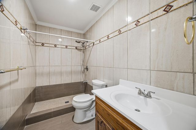 306 E Tulare Road, Lindsay, CA 93247