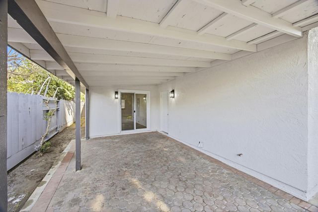 306 E Tulare Road, Lindsay, CA 93247