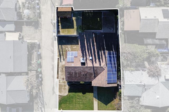 306 E Tulare Road, Lindsay, CA 93247