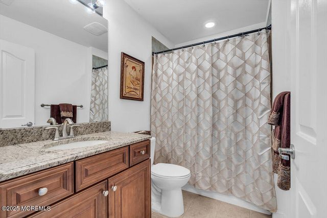 147 Cobblestone Boulevard, Monroe, NJ 08831