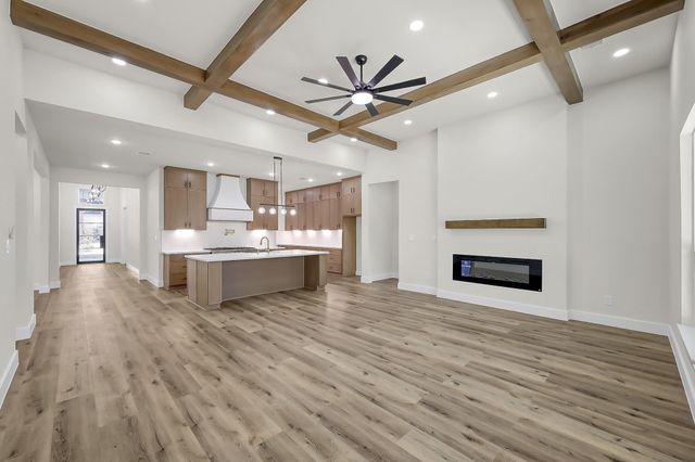 213 Woodside Lane, Montgomery, TX 77356