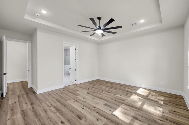 213 Woodside Lane, Montgomery, TX 77356