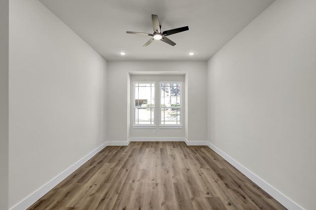 213 Woodside Lane, Montgomery, TX 77356