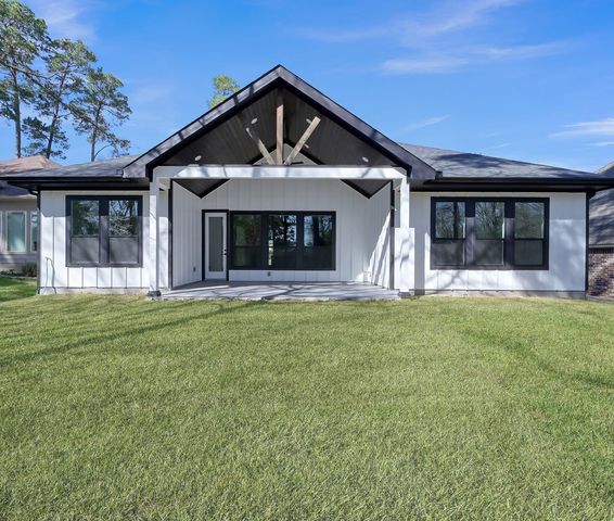 213 Woodside Lane, Montgomery, TX 77356