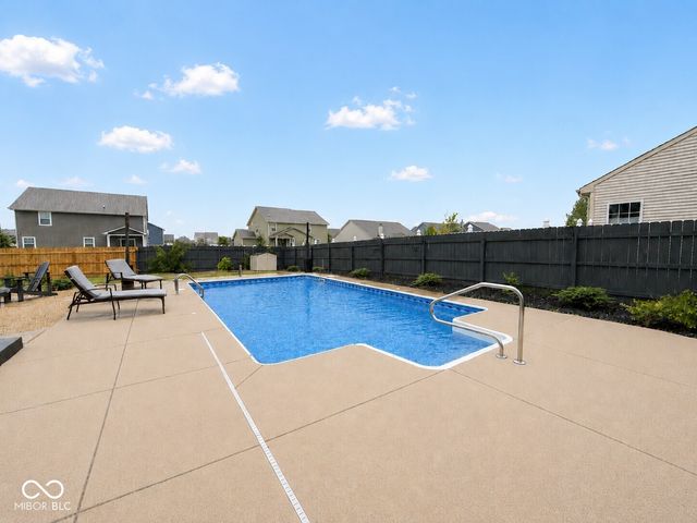 1619 Beacon Pointe Boulevard, Brownsburg, IN 46112