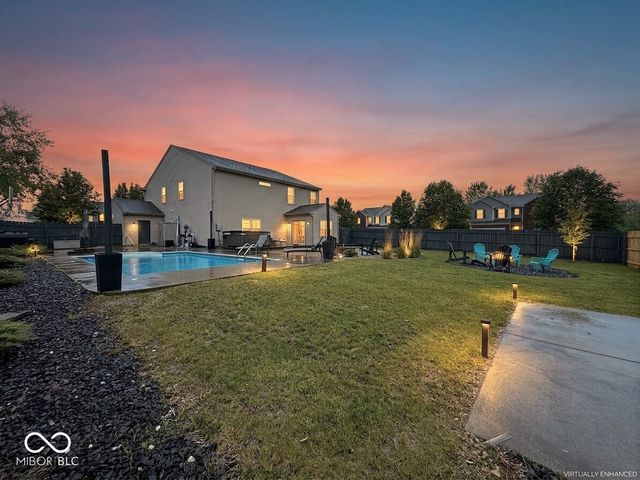 1619 Beacon Pointe Boulevard, Brownsburg, IN 46112