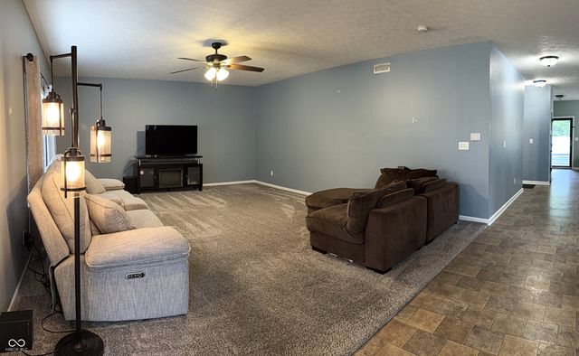 1619 Beacon Pointe Boulevard, Brownsburg, IN 46112