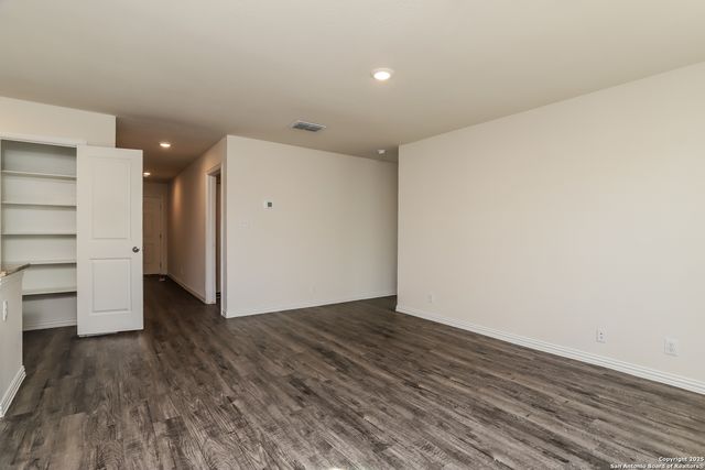 1622 Saenz, San Antonio, TX 78214