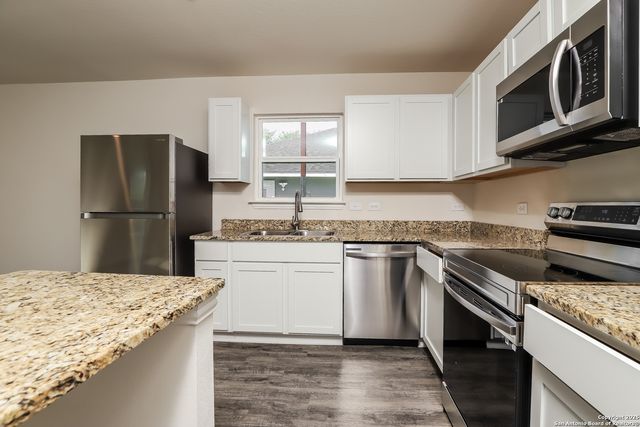 1622 Saenz, San Antonio, TX 78214