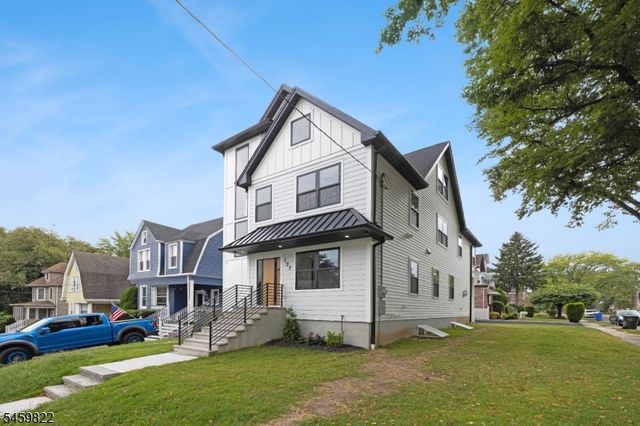 127 Washington Ave, Rutherford Boro, NJ 07070