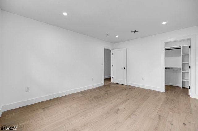 127 Washington Ave, Rutherford Boro, NJ 07070