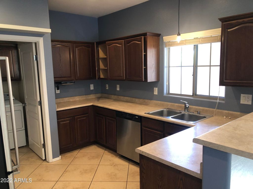 15351 W CHARTER OAK Road, Surprise, AZ 85379 — photo 2