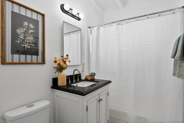 525 Pitta St, San Diego, CA 92114