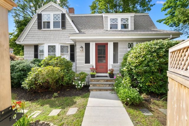 166 Essex St, Beverly, MA 01915