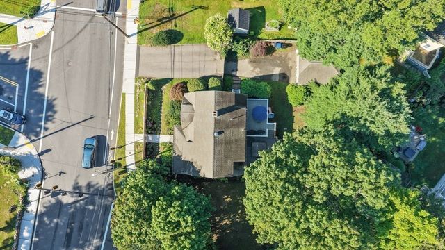 166 Essex St, Beverly, MA 01915