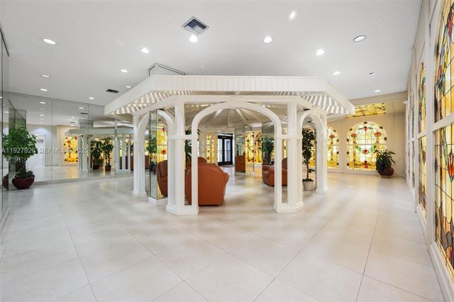 2401 S Ocean Dr 1007, Hollywood, FL 33019