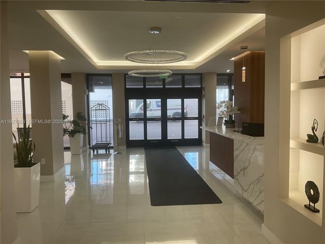 2401 S Ocean Dr 1007, Hollywood, FL 33019