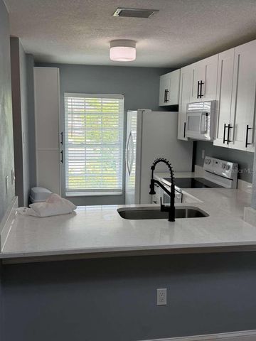 2852 STILLWELL COURT, New Port Richey, FL 34655