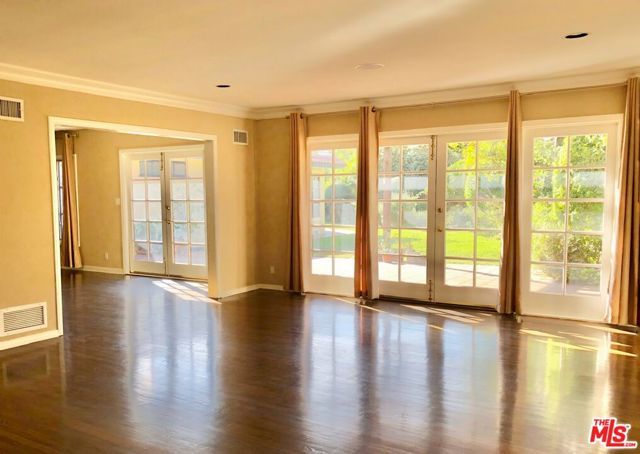 1441 Allenford Avenue, Los Angeles, CA 90049