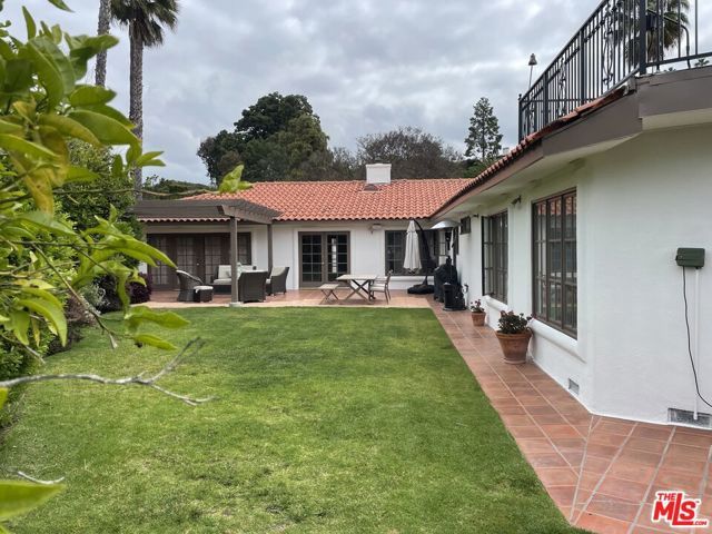 1441 Allenford Avenue, Los Angeles, CA 90049