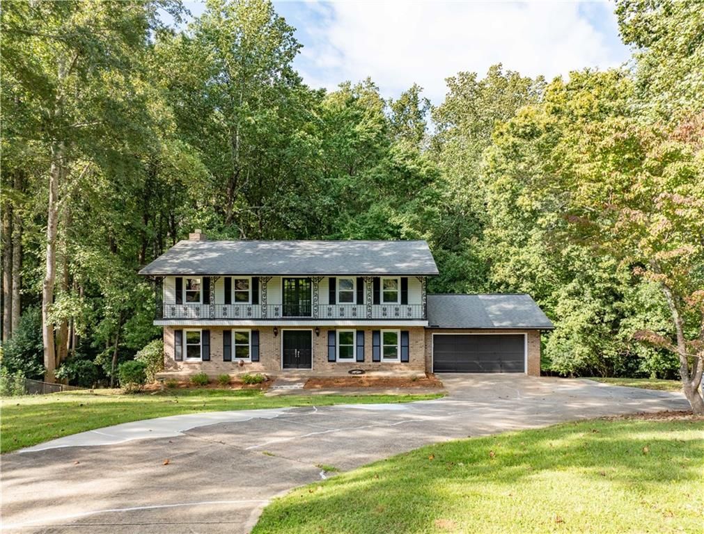 546 Woodland Drive, Gainesville, GA 30501