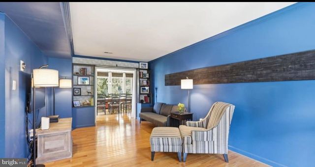 5633 ROUNDTREE DR, Woodbridge, VA 22193