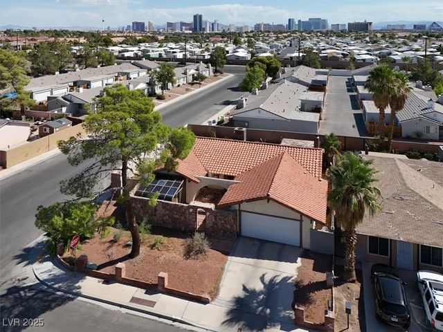 4596 Eureka Street, Las Vegas, NV 89103