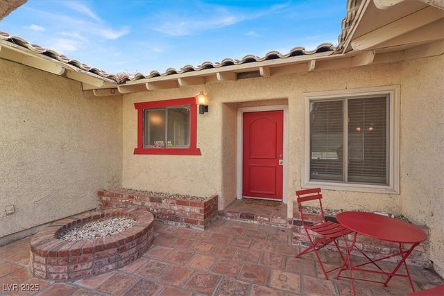 4596 Eureka Street, Las Vegas, NV 89103