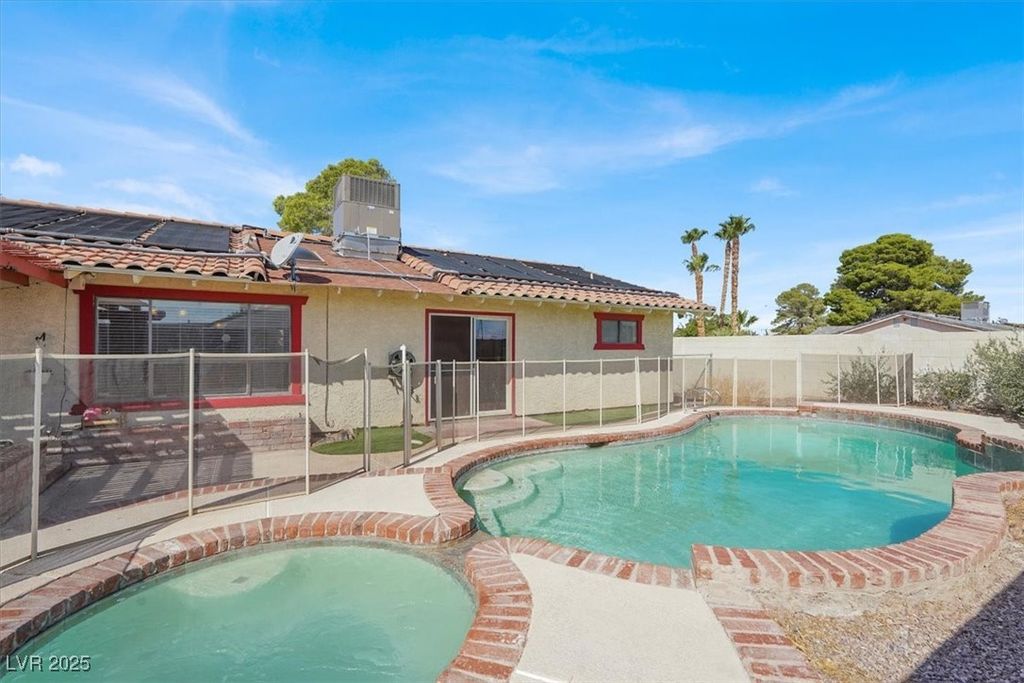 4596 Eureka Street, Las Vegas, NV 89103