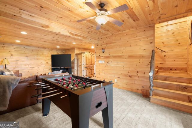 98 Aries Lane, Blue Ridge, GA 30513
