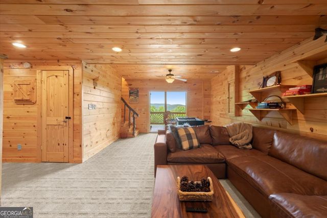 98 Aries Lane, Blue Ridge, GA 30513