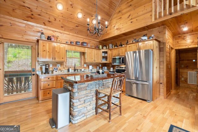 98 Aries Lane, Blue Ridge, GA 30513