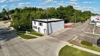 5729 S Beech Daly Street, Dearborn Heights, MI 48125