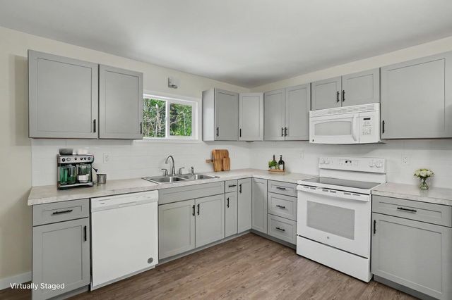 2452 54th Street, Manlius Twp, MI 49408