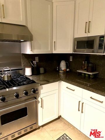 12021 Guerin Street 306, Studio City, CA 91604