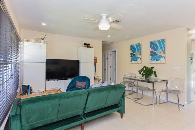 18625 Loxahatchee River Road, Jupiter, FL 33458