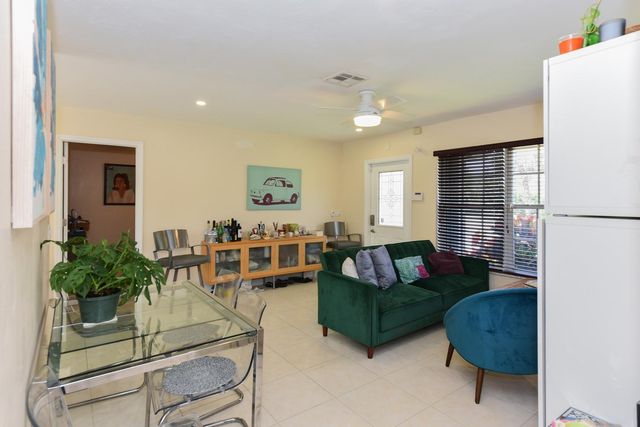 18625 Loxahatchee River Road, Jupiter, FL 33458