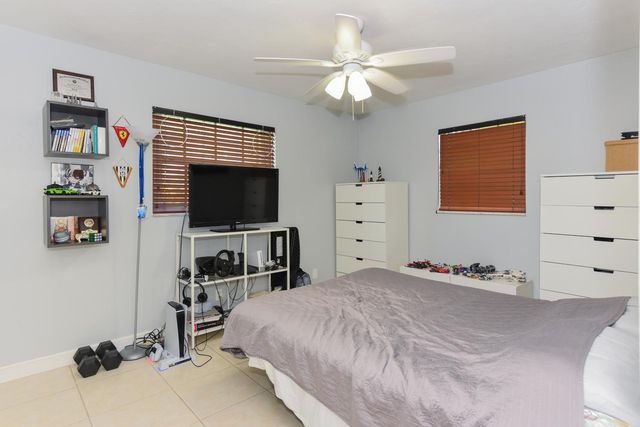 18625 Loxahatchee River Road, Jupiter, FL 33458