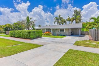 18625 Loxahatchee River Road, Jupiter, FL 33458